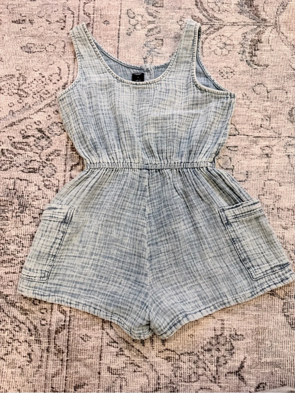 GAP sleeveless cotton
